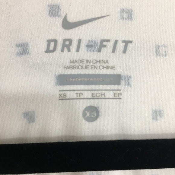 Nike Dri-Fit Tee Shirt White & Blue, Size XS - Picture 4 of 5